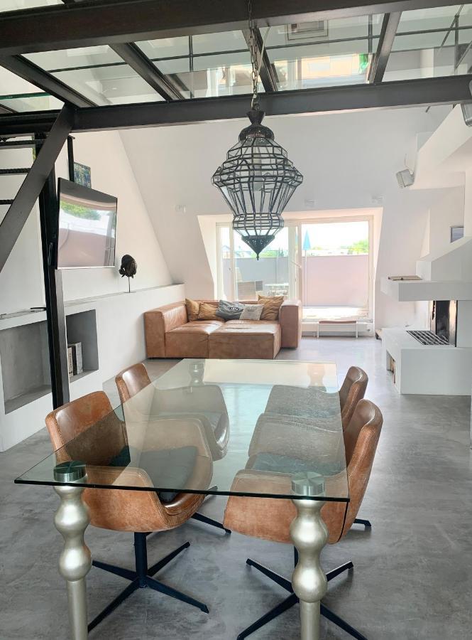 Apartamento Schoene Dachgeschoss-maisonette